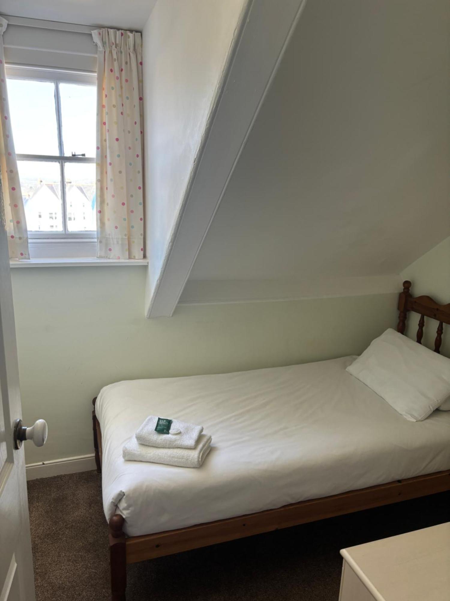 Carnock Apartamento Tenby Exterior foto